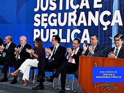 Segurança Pública em debate: Declaração de Lewandowski gera polêmica e Projeto de Lei propõe penas mais rígidas para reincidentes