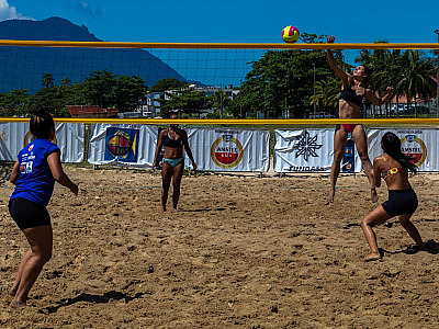 1ª Etapa do Circuito Sebastianense de Vôlei de Praia tem festa de campeões na areia