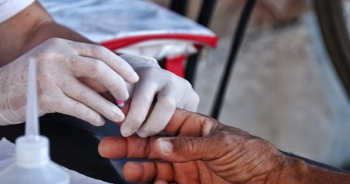Prefeitura de São Sebastião aplica testes rápidos para detecção de Hepatites B e C e Sífilis no Canto do Mar