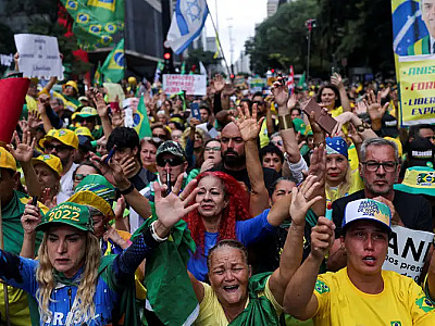 Manifestação pela anistia de condenados do 8 de janeiro reúne multidão em São Paulo