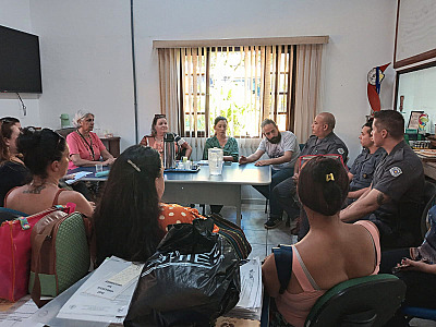 Prefeitura e Polícia Militar articulam ação para escolas livres de violência e de drogas em Ilhabela
