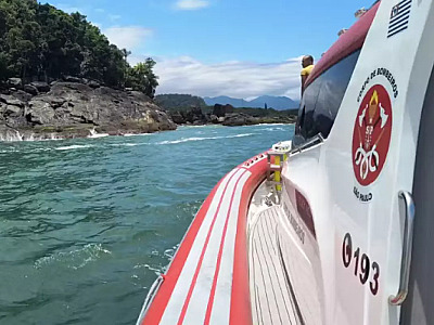 Corpo encontrado no mar na Barra do Sahy pode ser de vítima de naufrágio de Itanhaem
