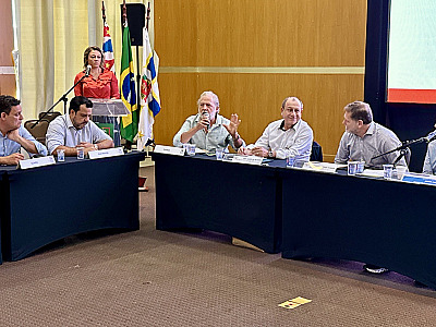 Toninho Colucci leva pautas do Vale e Litoral Norte à 1ª reunião da APRECESP em 2025