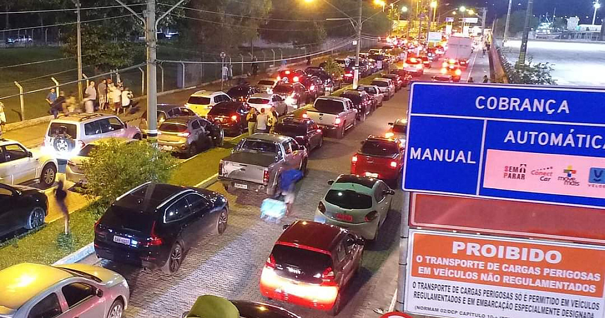Travessia registra novo recorde de veículos para Ilhabela no fim de semana 