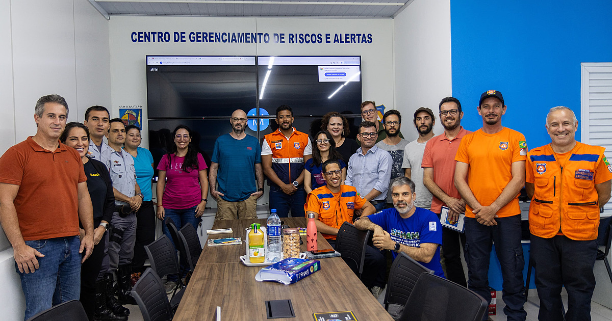 Defesa Civil e USP debatem projeto de modelo de avaliação de risco de deslizamento
