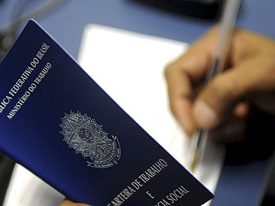 Brasil registra mais de 2,7 milhões de empregos formais em 2021