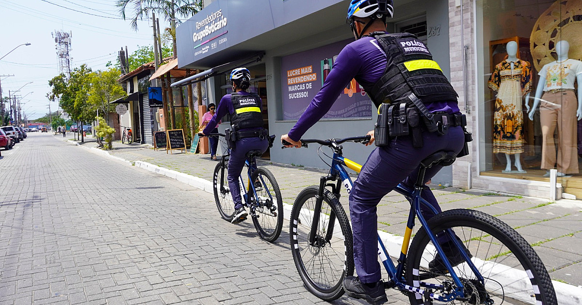Prefeitura de São Sebastião reforça segurança com patrulhamento de bicicleta no Centro