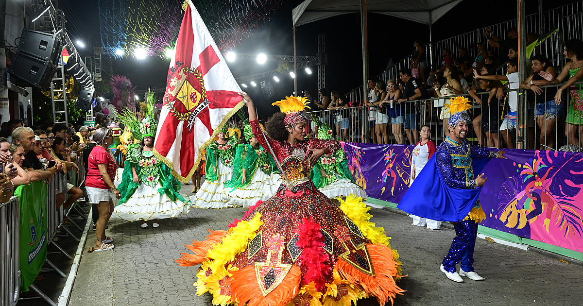 Escola de Samba Água na Boca celebra 21 anos neste sábado (17) e aquece clima de Carnaval em Ilhabela