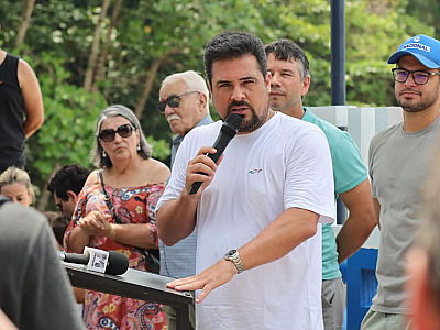 Prefeito de São Sebastião entrega revitalização da Praça da Praia Preta e presta homenagem a Luiz Fernando Mariano Ribeiro, ‘Butica’