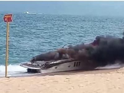 Com 11 turistas a bordo, lancha pega fogo em Caraguatatuba