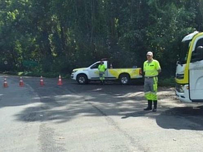 Rodovia Oswaldo Cruz segue interditada e ainda sem previsão de ser liberada
