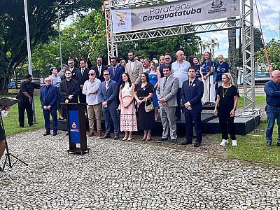Vereadores participam das comemorações dos 168 anos de Caraguatatuba