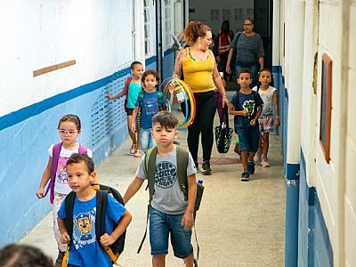 Educação de São Sebastião reabre escolas para 16 mil estudantes e dá início à reconstrução do município