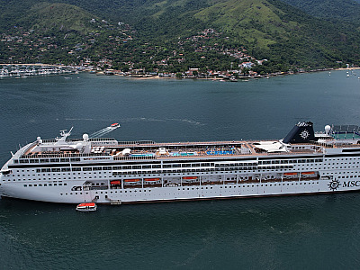 Ilhabela recebe escala extra do navio MSC Armonia nesta quinta-feira