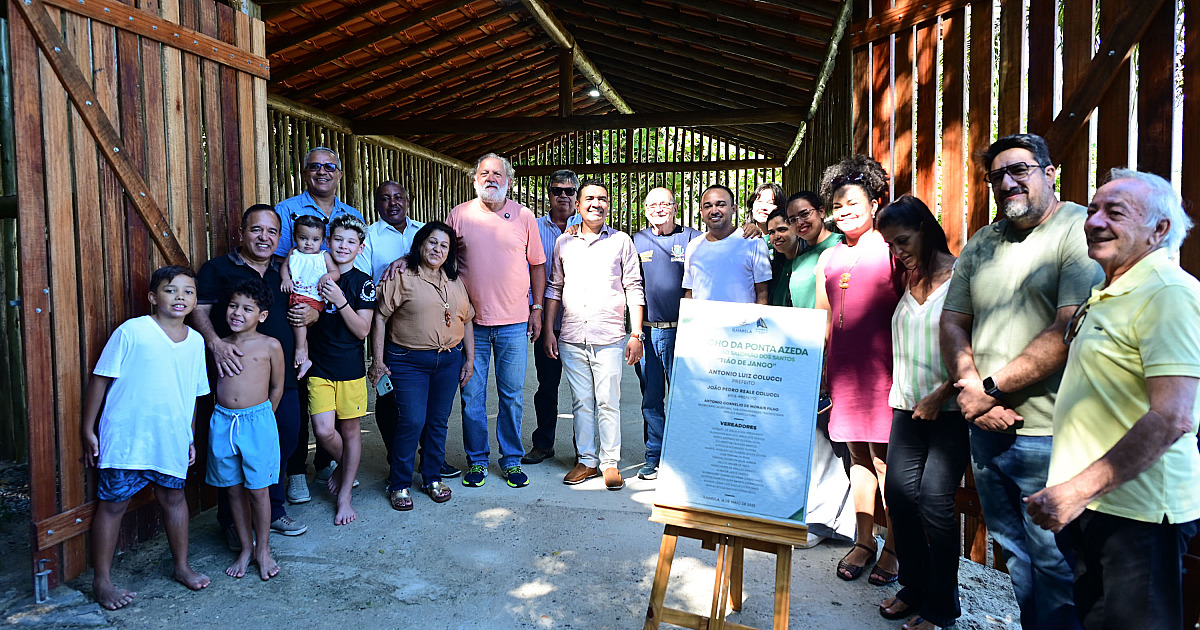 Toninho Colucci entrega novo Rancho de Pesca na Ponta Azeda e destaca importância do espaço da Salga