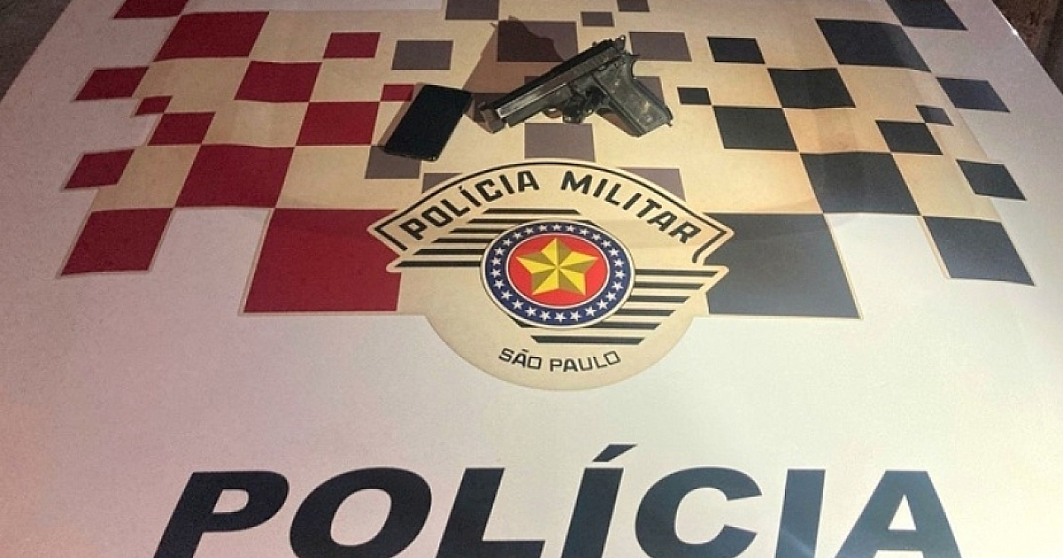 Roubou celular e estava livre usando o Whatsapp: Ladrão é preso pela PM no Morro do Algodão