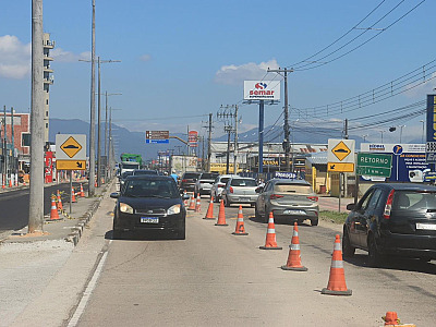 DER divulga rotas alternativas para evitar congestionamento em obra de rodovia em Caraguá