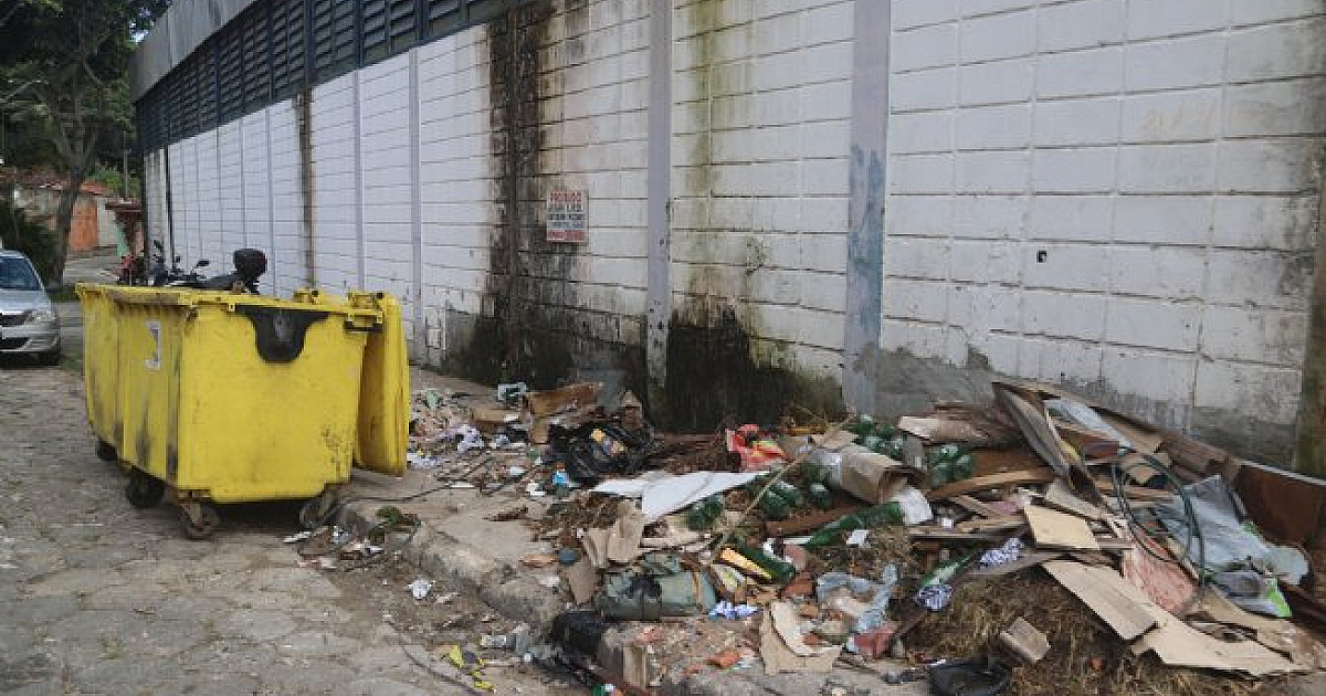 São Sebastião combate descarte irregular de resíduos e aplica mais de R$ 30 mil em multas