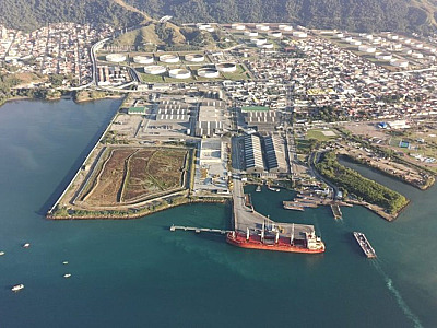 Porto de São Sebastião terá área de apoio para reduzir espera de caminhões