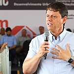 Paraná Pesquisas aponta vitória de Tarcísio em primeiro turno contra Haddad e Alckmin