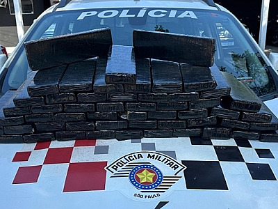 Polícia Militar prende casal transportando 54 tabletes de maconha em Ubatuba