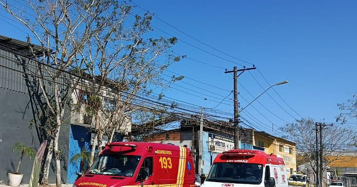 Homem morre após cair de telhado em galpão no Tabatinga, em Caraguatatuba