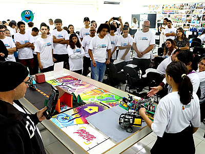 Final do projeto de Robótica e Geogame destaca tecnologia, criatividade e protagonismo estudantil em Caraguatatuba