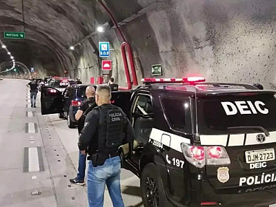 Polícia faz operação contra organização ligada ao PCC em São Sebastião e SJC