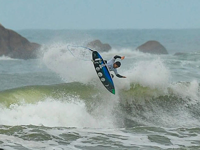 Surfistas sebastianense são destaque no QS 4000 e na Taça Brasil