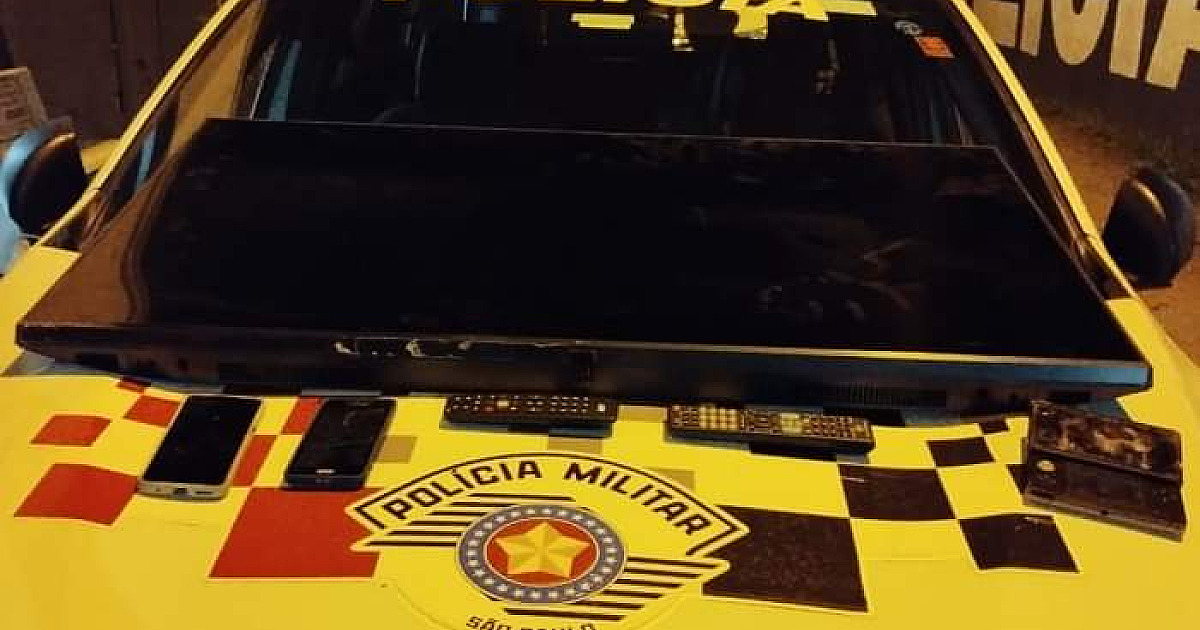 PM prende 2 e apreende adolescente que furtaram casa em Ubatuba