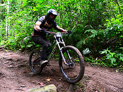 Ilhabela recebe etapa da Liga Paulista de Downhill em outubro