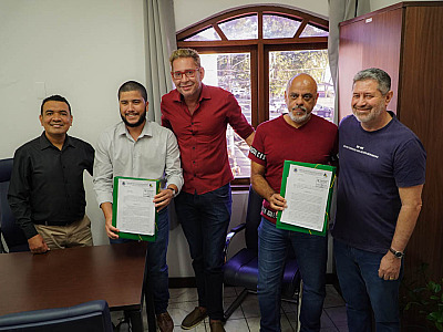 Prefeitura de Ilhabela entrega Plano Plurianual e LDO à Câmara Municipal