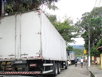 Prefeitura de Ilhabela amplia restrição de entrada, saída e circulação de caminhões no Carnaval