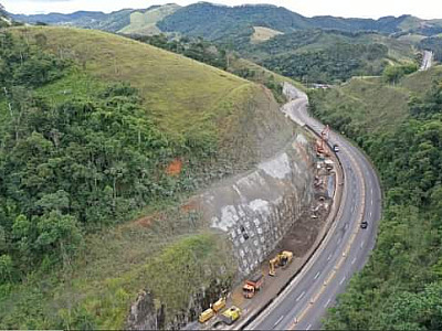 Obras no km 52 da Tamoios ganham mais agilidade e avançam para a conclusão