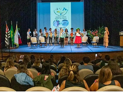São Sebastião mostra Poder Feminino em Simpósio de Surfe
