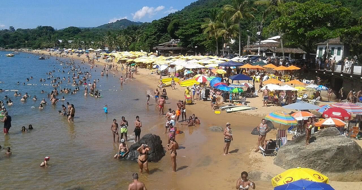 Ilhabela registra mais de 98% de ocupação no Carnaval e comércio tem movimento intenso