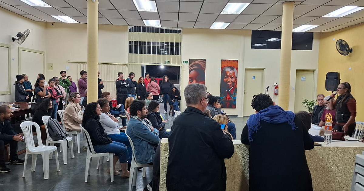 Após reunião com prefeito Sindserv decide manter greve em São Sebasitão