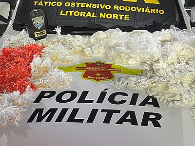 A caminho de Caraguatatuba, mulher é flagrada com mais de 3 mil porções de drogas