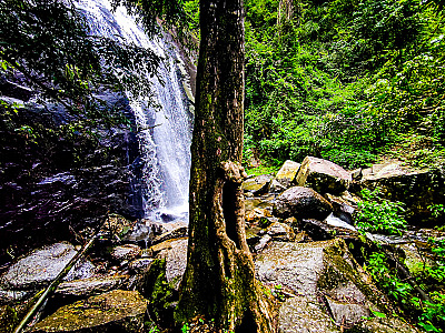 Ilhabela inicia programa de segurança turística e reabre terceiro poço da Cachoeira dos Três Tombos nesta terça-feira (3)