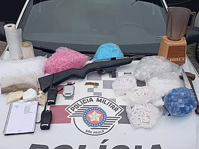 PM encontra drogas e arma em barraco em São Sebastião