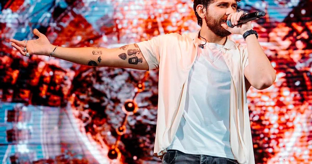 Verão Show São Sebastião 2026 estreia com shows dos cantores Belo, Gustavo Mioto e Alexandre Pires