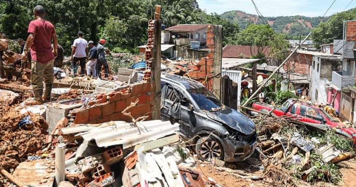 26 corpos já foram sepultados; número de vítimas da tragédia chega a 48