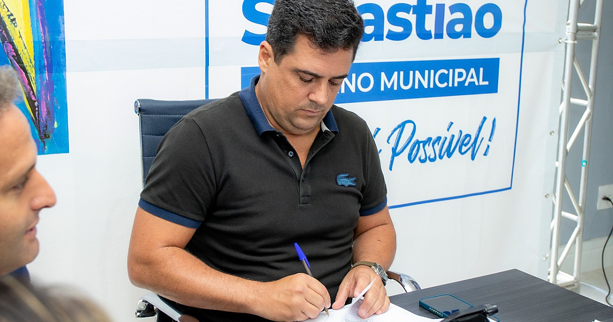 São Sebastião é a primeira cidade do Litoral Norte a assinar termo de compromisso e parceria com a Sabesp para infraestrutura em núcleos habitacionais