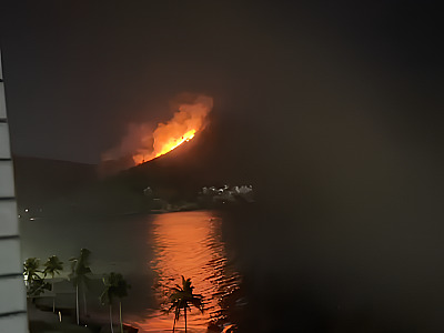 Incêndios se alastram em morros de Caraguatatuba e mobilizam força-tarefa regional