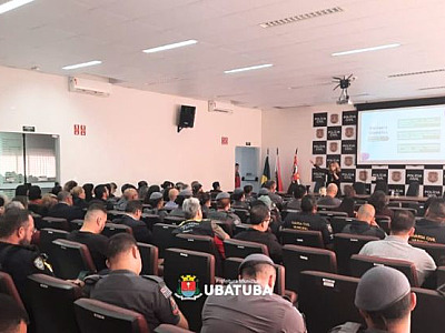 GCM de Ubatuba participa de seminário sobre Agosto Lilás