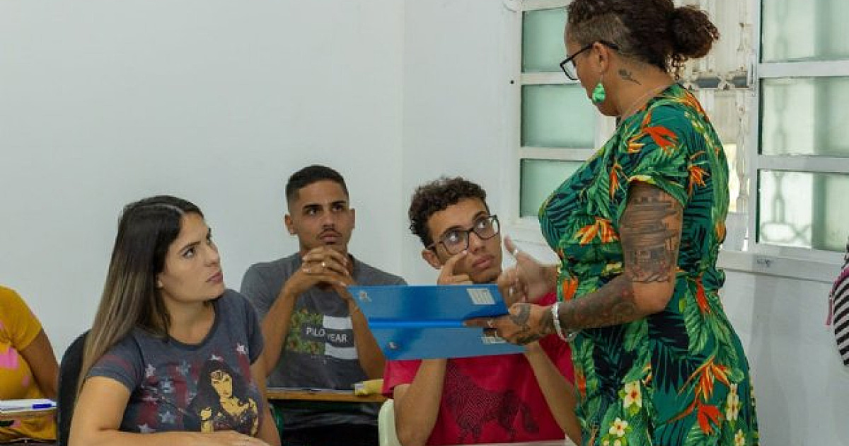 Alunos elogiam cursos profissionalizantes gratuitos ministrados pela Prefeitura de São Sebastião