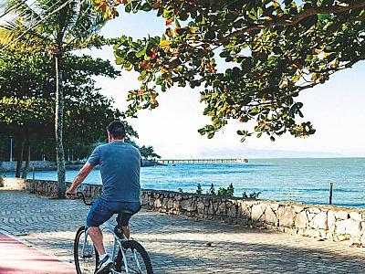 Reinaldinho Moreira cobra ação imediata e empresas iniciam retirada de fios soltos na ciclovia de São Sebastião