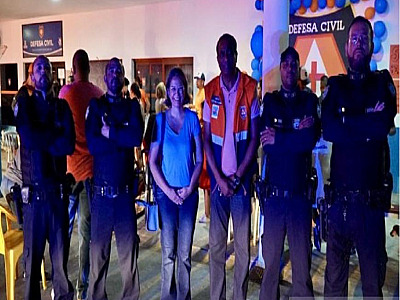 Agentes da Defesa Civil são recebidos com honras no retorno do Rio Grande do Sul