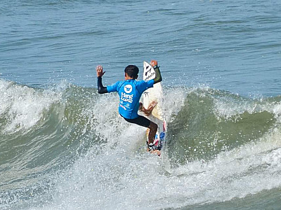 Hang Loose Surf Attack começa hoje (21) em Camburi