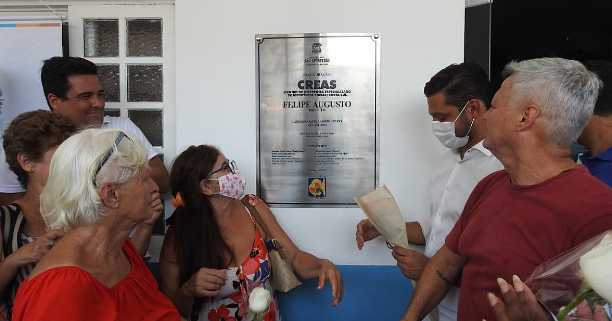Prefeito Felipe Augusto inaugura a unidade do CREAS da Costa Sul e nova Casa PodeRosa em São Sebastião